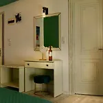 Waves Apartment *
