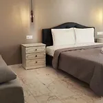 Apartment Waves *