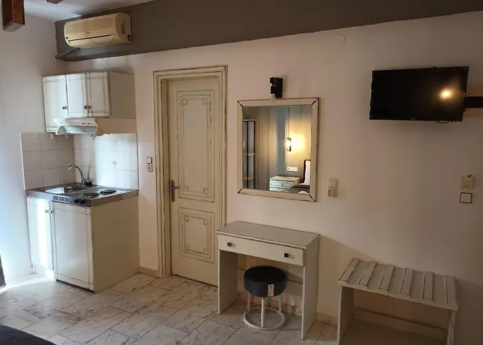 Waves * Chrysi Ammoudia